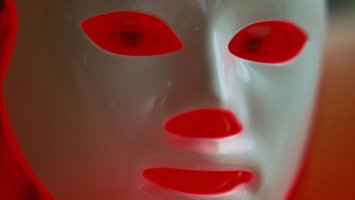 Рецензия и отзывы на фильм «Бугония»